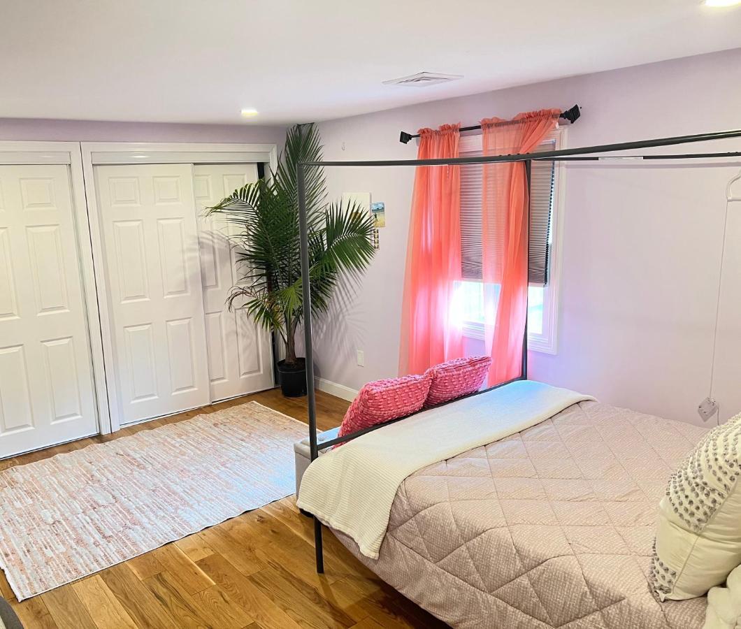 Modern Family In Middletown, Ri- Just 4 Mi To Newport! Homestay Middletown